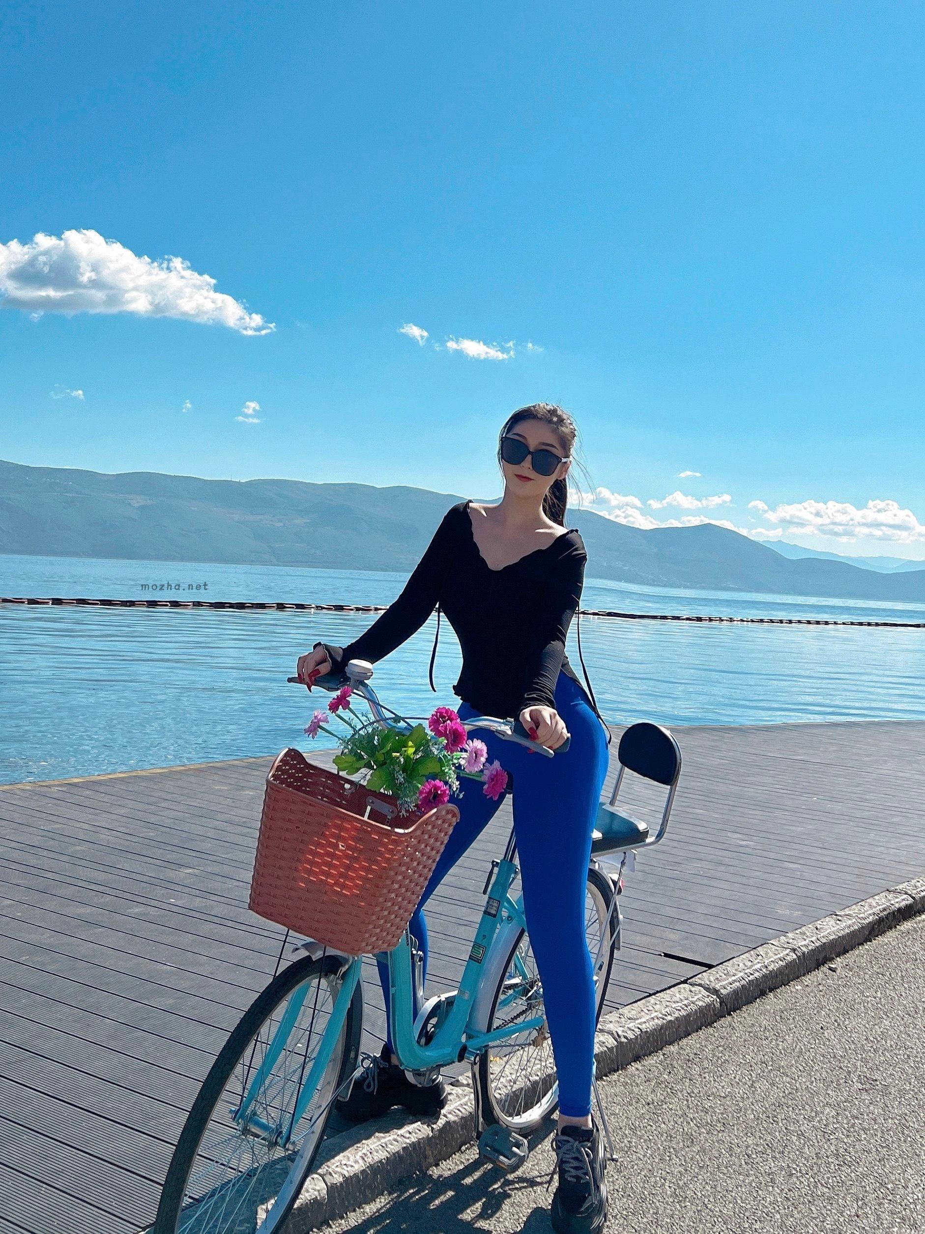 120斤的小王同学 – 骑自行车【15P】